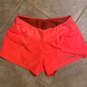 Brooks women’s running shorts. Size medium. Perfect condition.